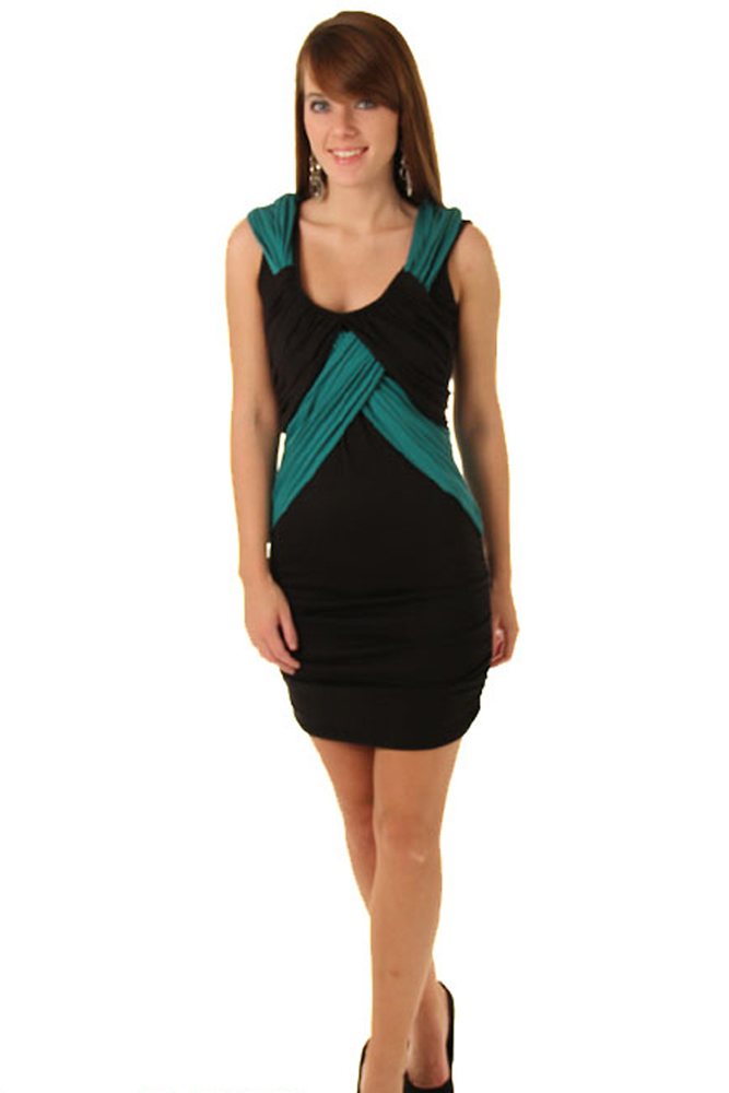 DHStyles.com DHStyles Women's Black Green Unique Overlapping Knit Dress - Large